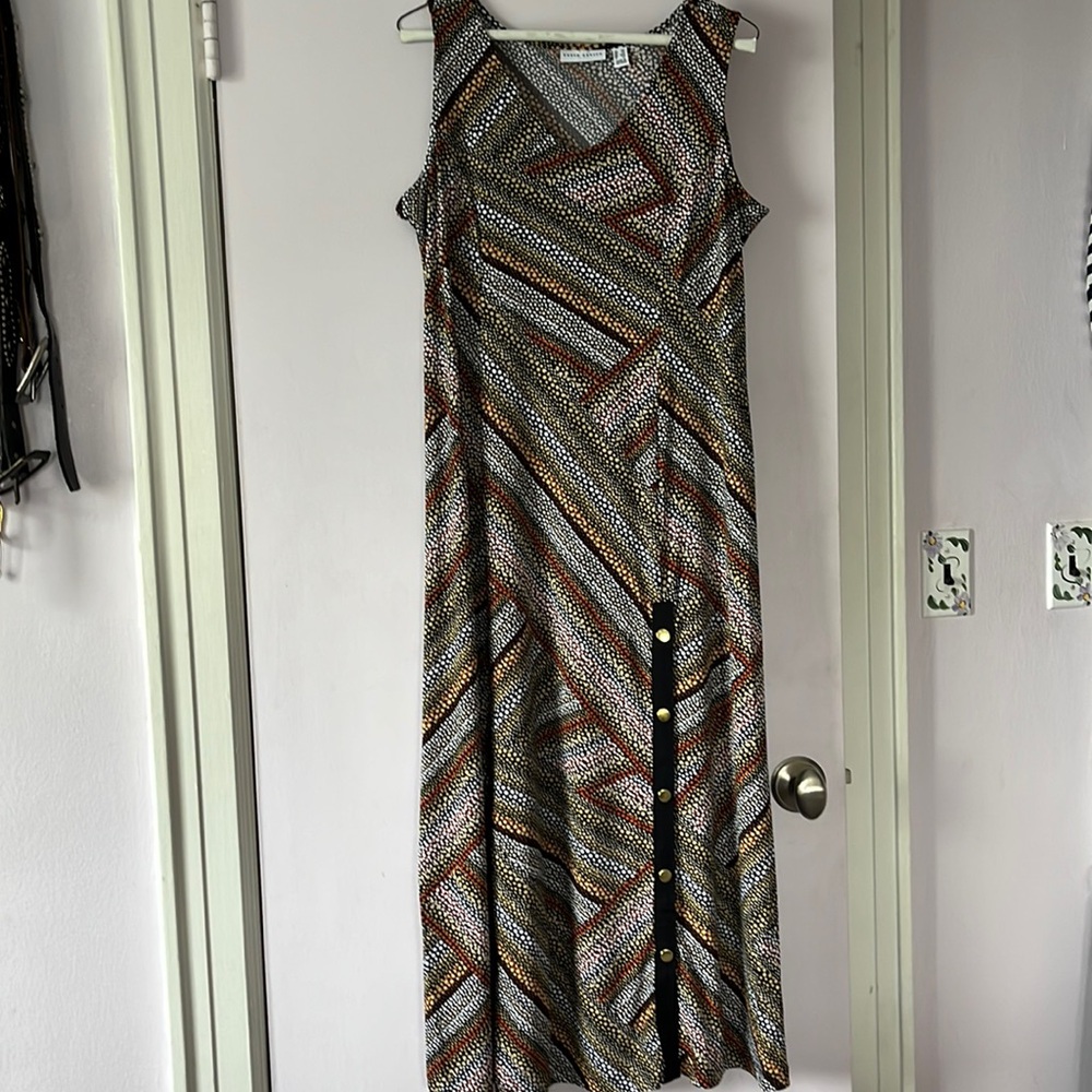 Susan Graver- multicolor shift dress- very comfortable-